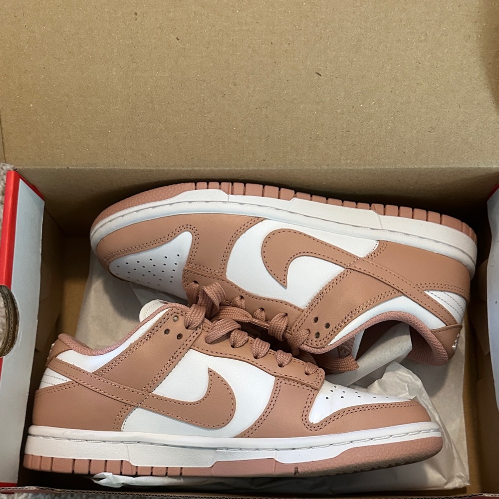 Nike Rose Whisper Sneakers 🥀